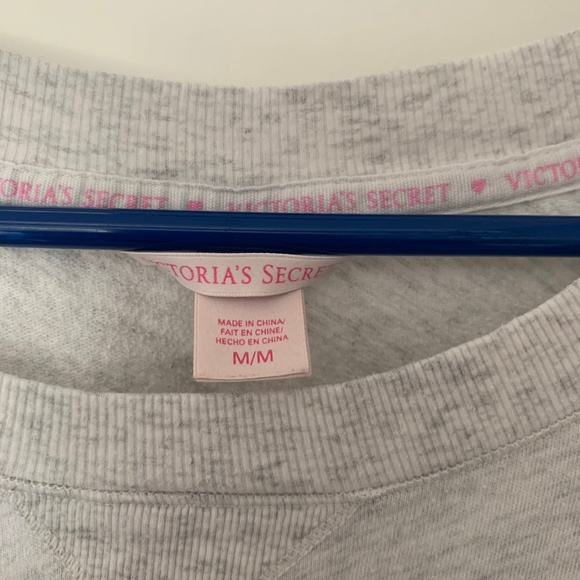 EUC Victoria's Secret MEDIUM French Terry Pullover - Picture 4 of 4